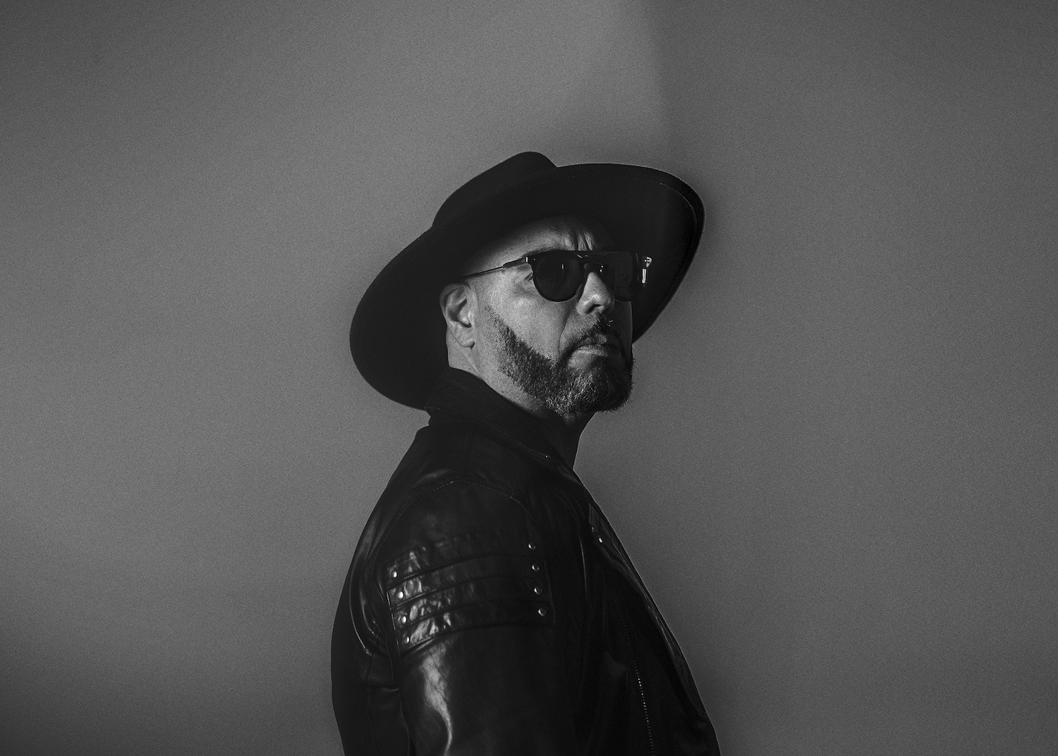 Roger Sanchez Drops ‘Black Rain’ Remix of Betoko ‘Raining Again’ on Embassy One