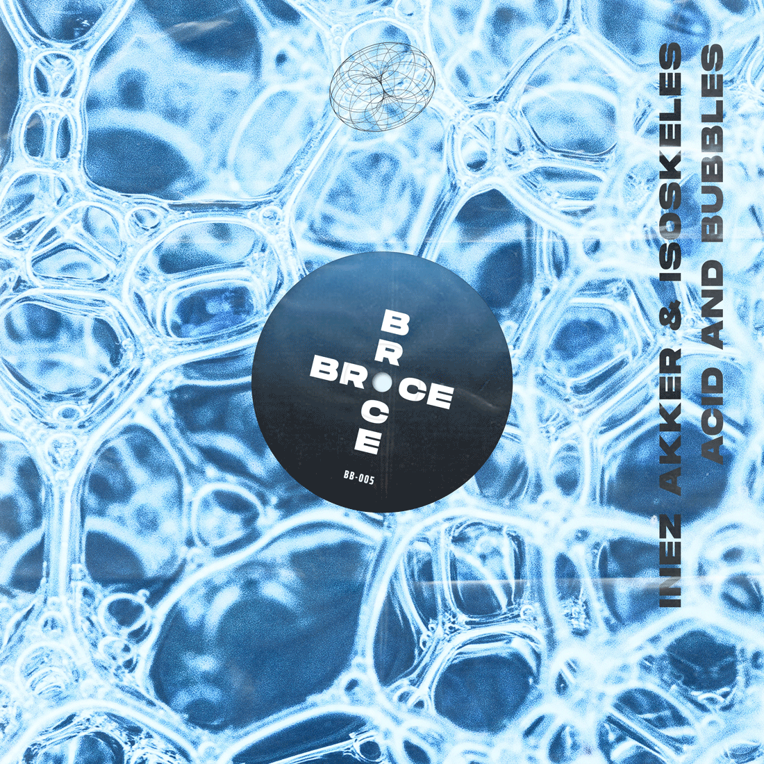 Inez Akker & Isoskeles joined forces in their collaborative EP “Acid and Bubbles”