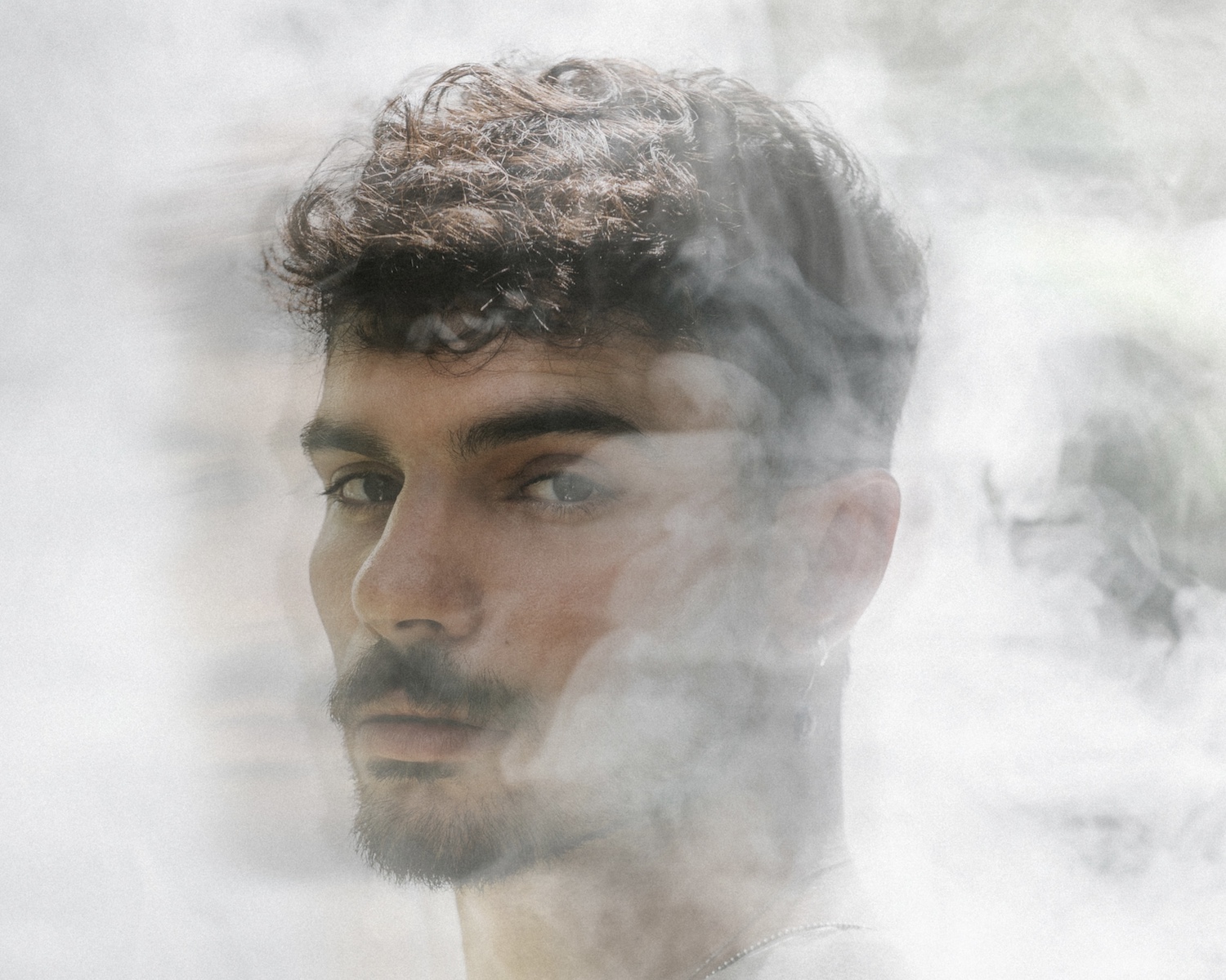 Bákayan Debuts on Stil vor Talent with Three-Track ‘Fireflies’ Release
