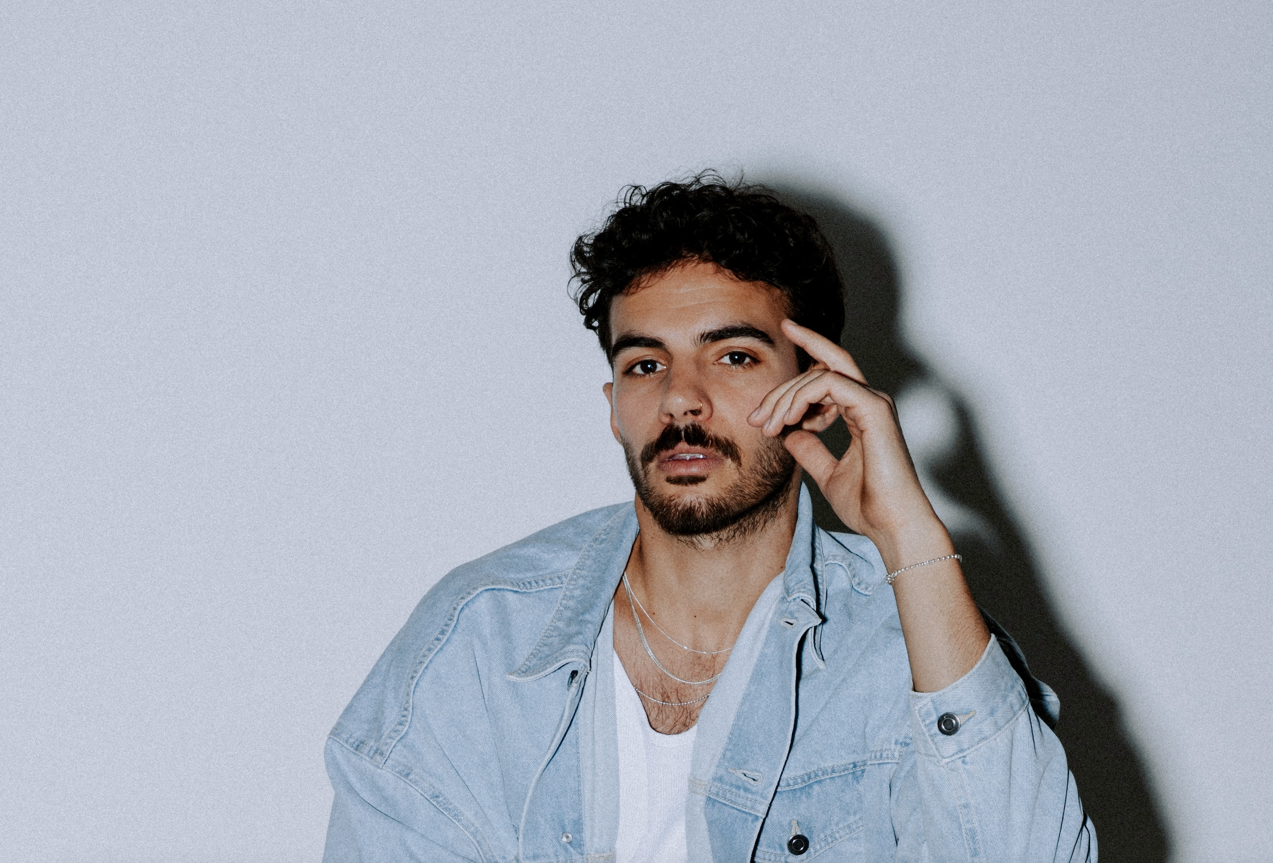 Bákayan & Deeperise Deliver Ethereal Magic on New Single “Mucize”