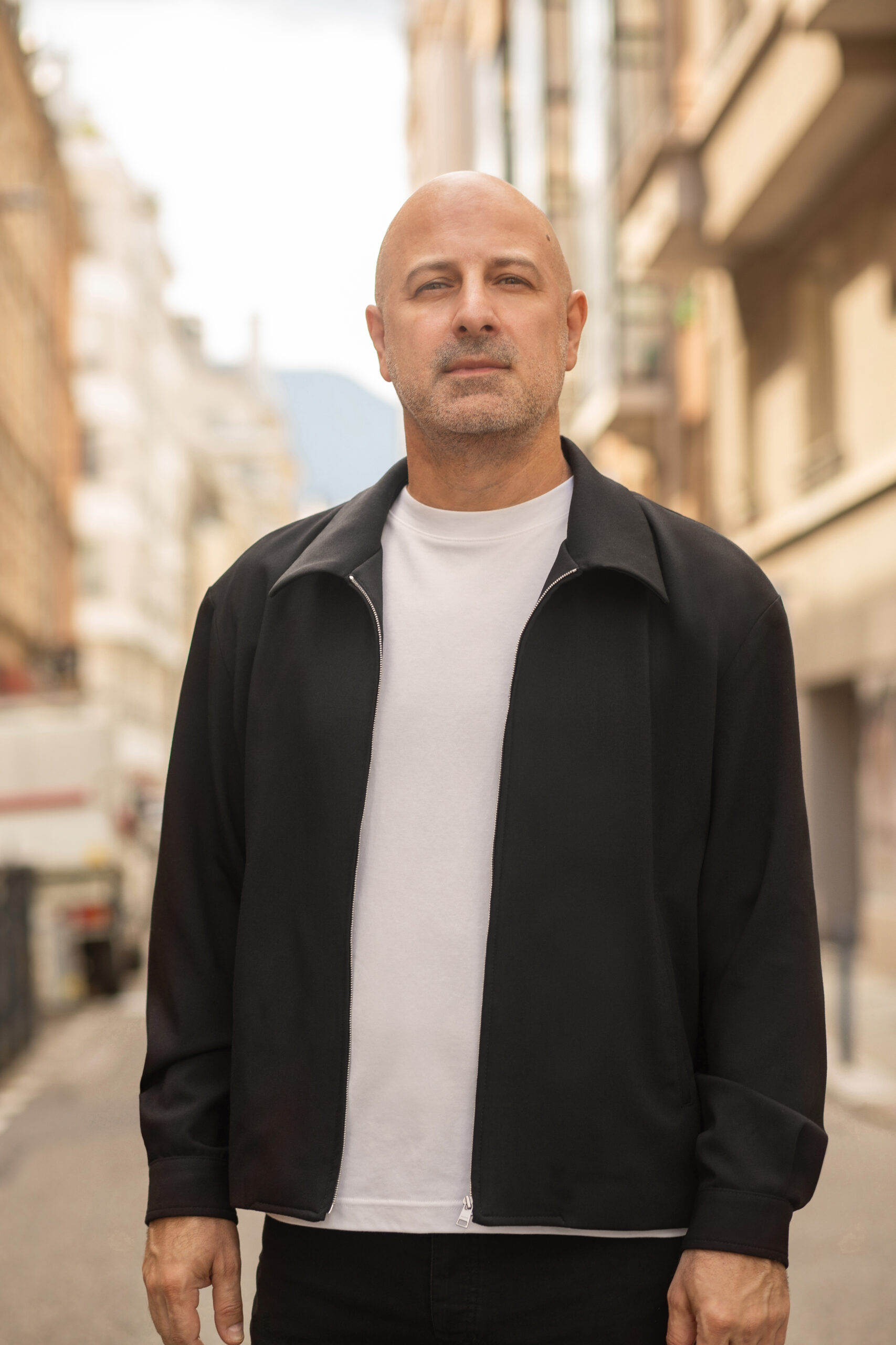 OXIA Teams Up with Yannick Baudino and Hacène on New Single “Silk & Fur”