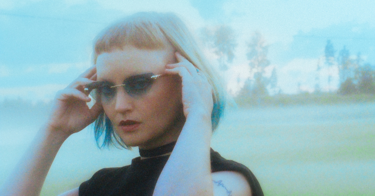 Hellänelli delivers standout double single ‘Leikki / Herään’ on Youth Control