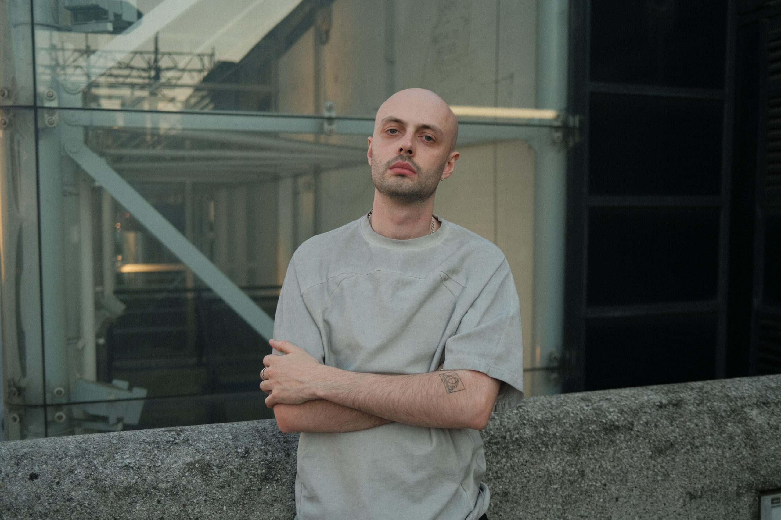 Bailey Ibbs Returns with “Notice The Silence” – A Transformative, Emotion-Driven Fourth Release on Night Service