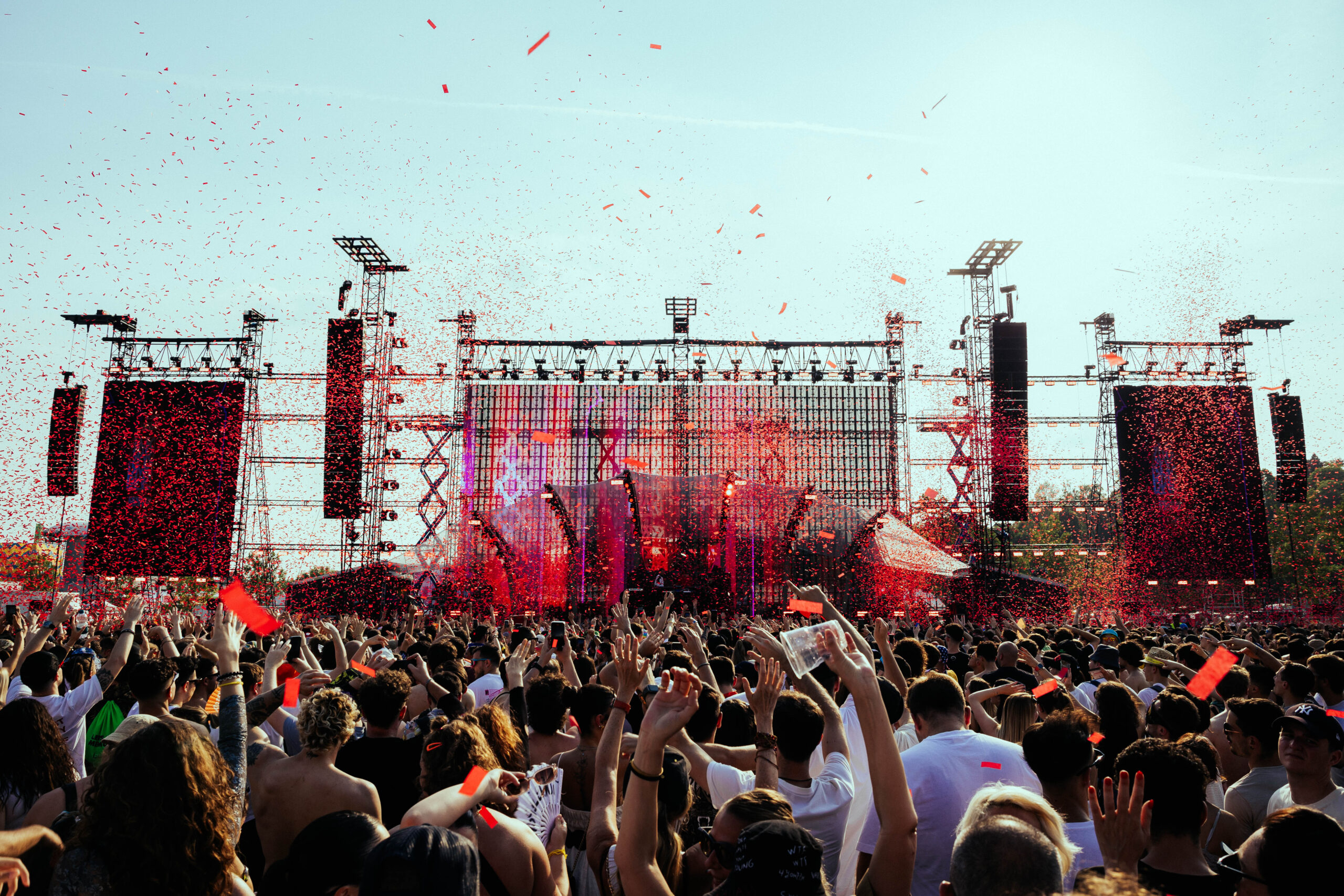 NAMELESS FESTIVAL FROM MAY 30 TO JUNE 1 ON LAKE COMO (ITALY) EXPANDS ITS LINE-UP BY ANNOUNCING NEW ARTISTS