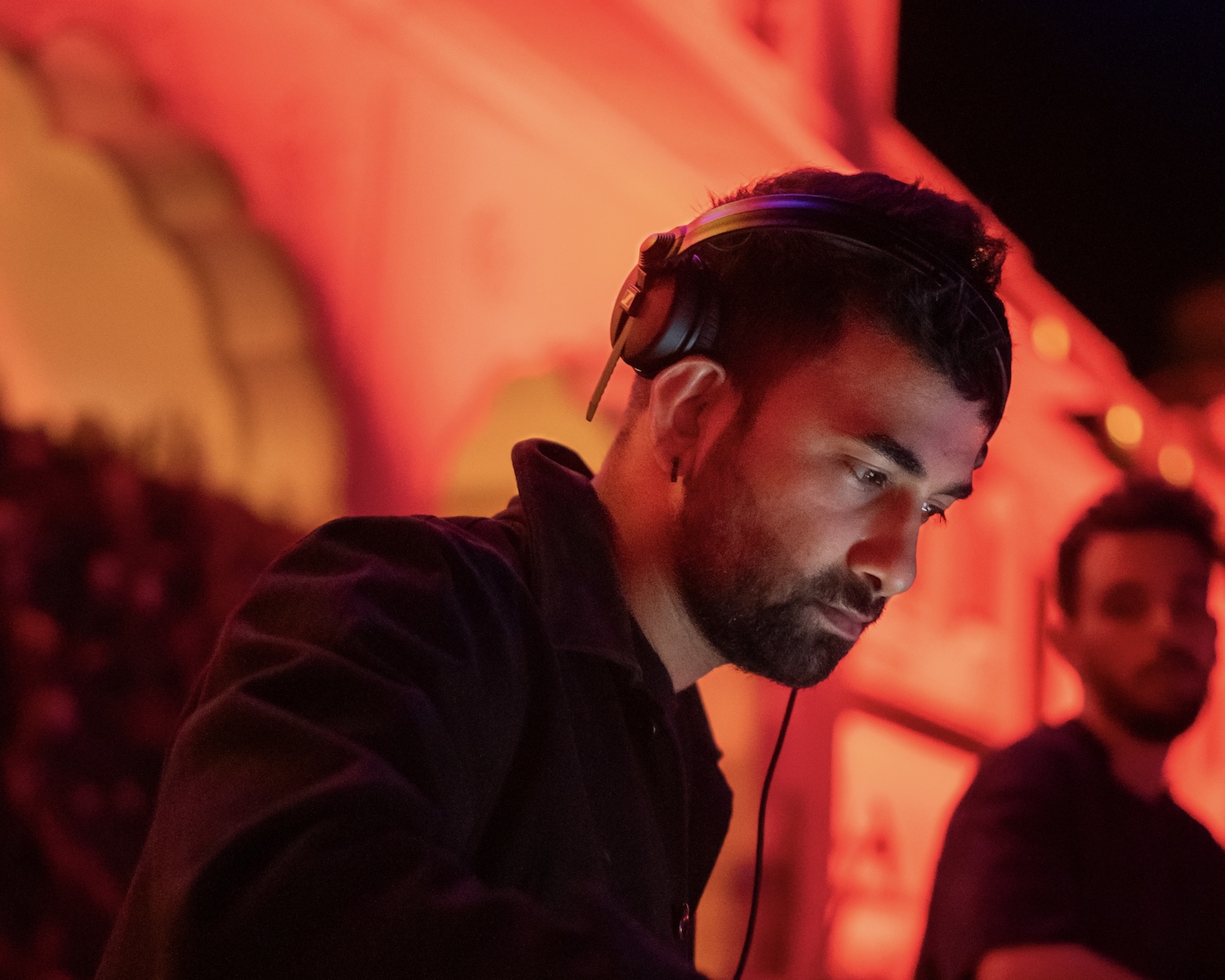 Migrant Opens 2026 Catalogue with Powerful New Single “Feel The Beat”