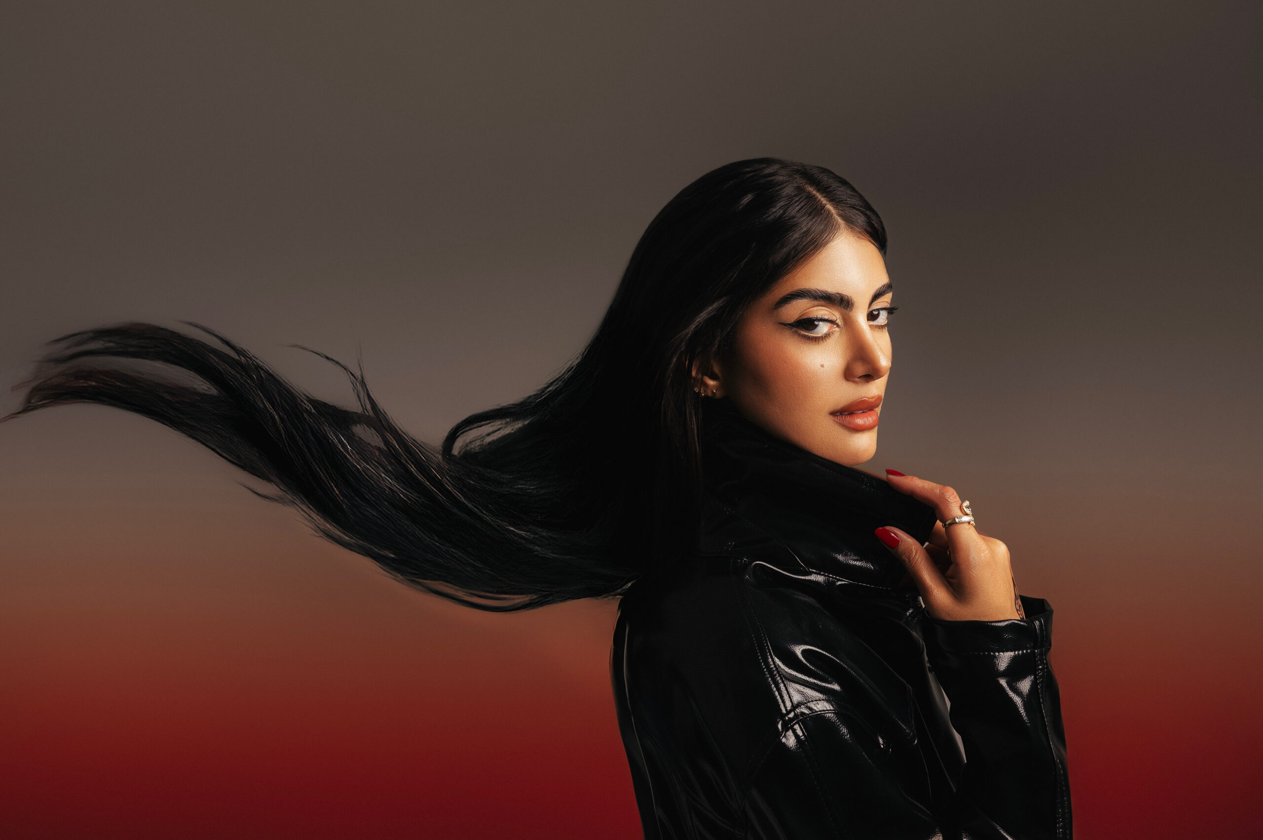 AMAL NEMER MAKES HER SPACE MIAMI DEBUT AND DROPS ‘BESAME LENTO’ WITH TWENTY SIX ON MOOD CHILD